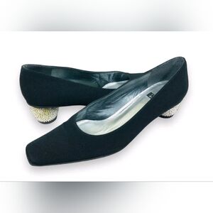 Stuart Weitzman Black Leather Extreme Pointed Toe Heels Size 5M Rhinestone